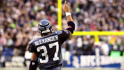 Shaun Alexander og Seattle Seahawks løp Panthers i stykker i Championshipkampen.